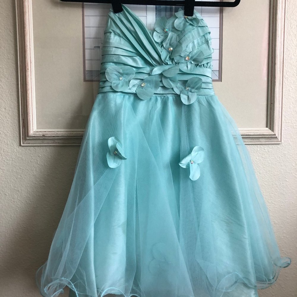 city triangle short blue dress